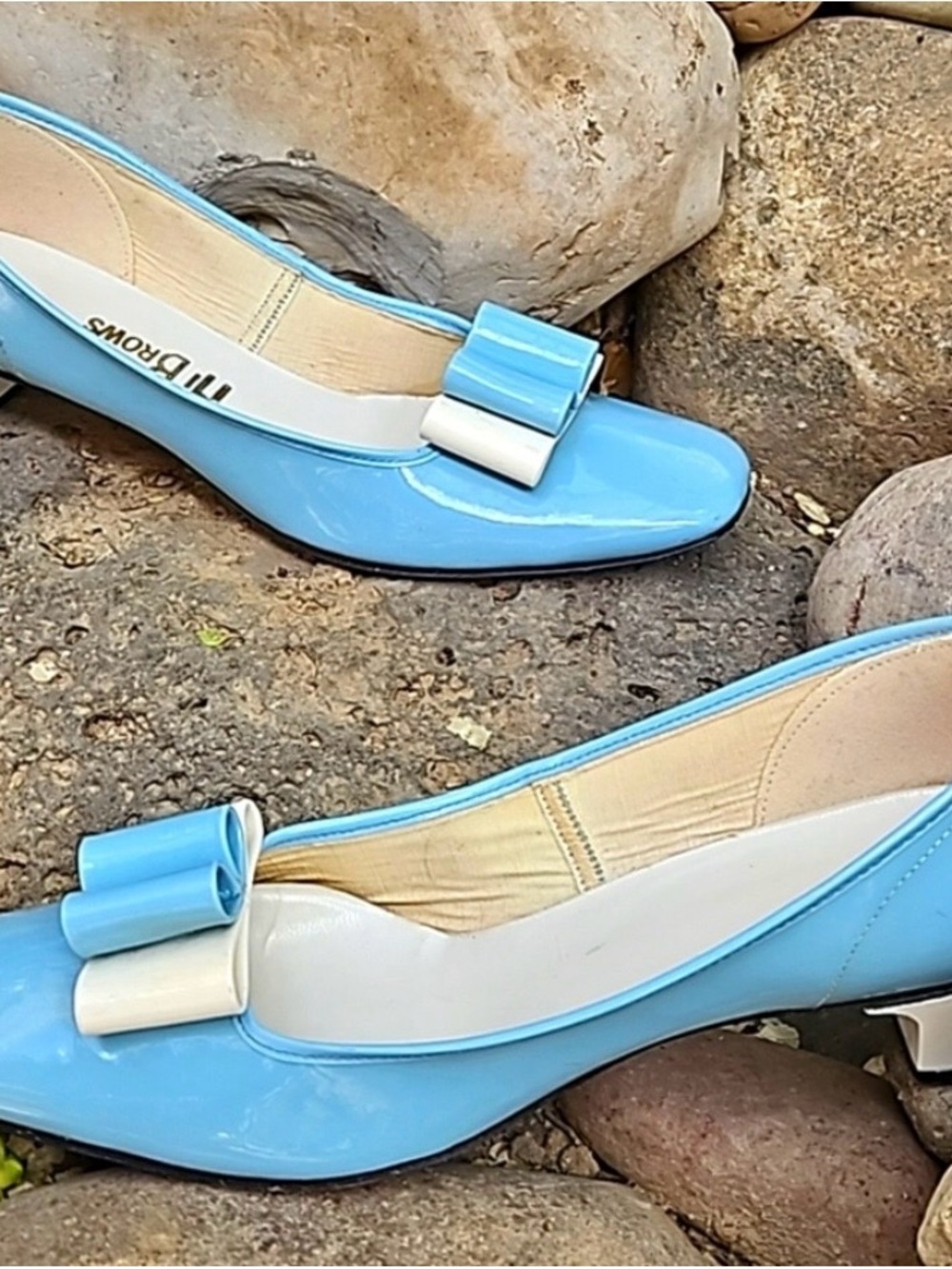 Vintage Hi Brows Blue Low Heel Pumps with Bow